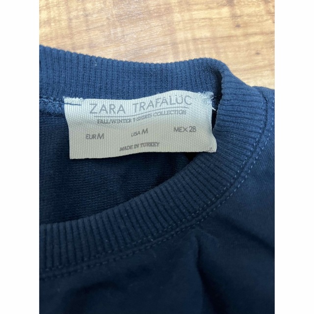 ZARA(ザラ)のZARA TRF モスグリーンロゴスウェットM⭐︎ レディースのトップス(トレーナー/スウェット)の商品写真