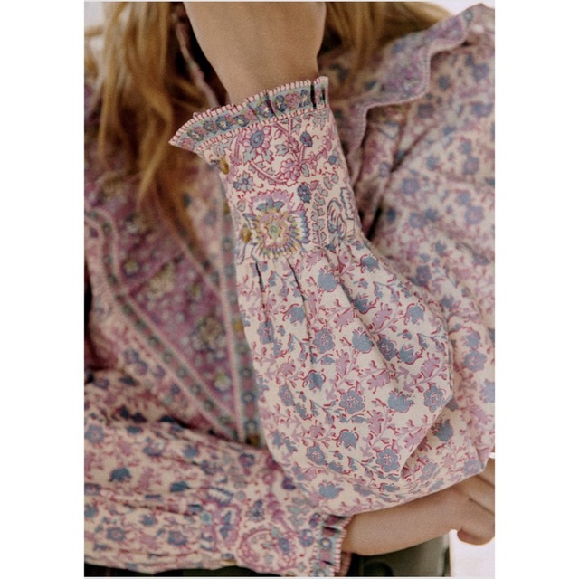 柔らかな質感の SEZANE X SEA NY ブラウス 新品未使用 タグ付き