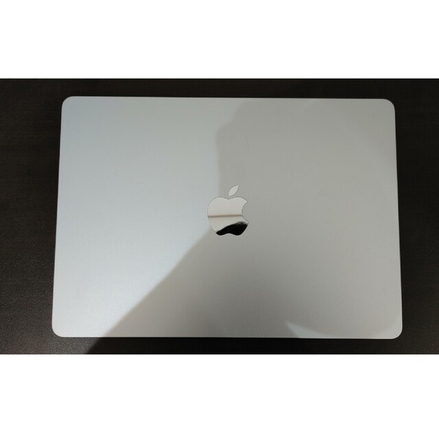 macbook air M2　8gb/256gb