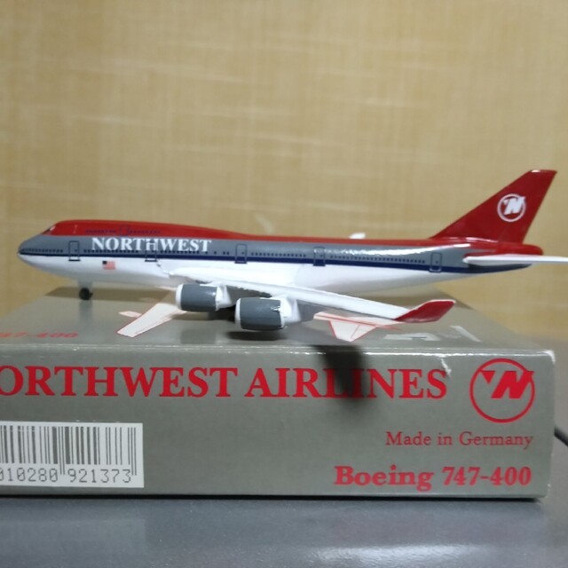schabak1/600ノースウェスト航空B747 エンタメ/ホビーのおもちゃ/ぬいぐるみ(模型/プラモデル)の商品写真