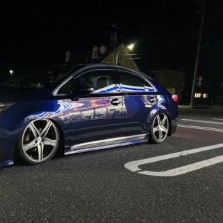 ラグジーヘインズ LH-559 215/35R19 8J+45 19インチ
