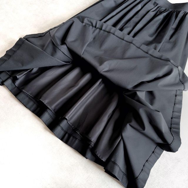 美品△ebure //オーガニックコットンサテンボリュームスカート