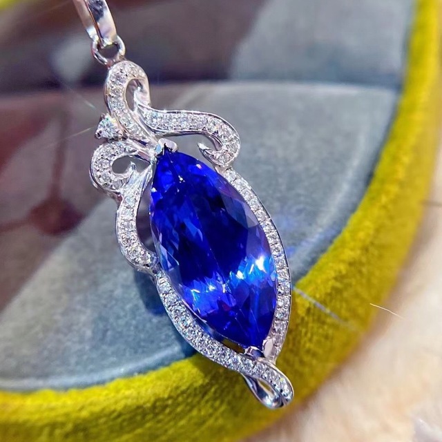 天然タンザナイト ダイヤ ネックレス5.04ct k18 ¥ - ネックレス