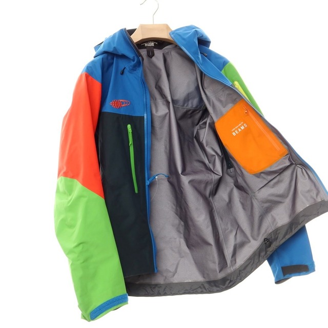 ARC'TERYX(アークテリクス)の【中古】アークテリクス ARC'TERYX BEAMS40周年記念 ALPHA SV JACKET GORE-TEX シェルジャケット【サイズXS】【メンズ】 メンズのジャケット/アウター(マウンテンパーカー)の商品写真