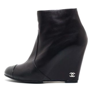 シャネル(CHANEL)のシャネル ショートブーツ 36 1/2 C - 黒(ブーツ)