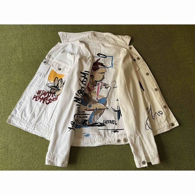 ZARA(ザラ)のZARA プリント　デニムジャケット　ホワイト　 メンズのジャケット/アウター(Gジャン/デニムジャケット)の商品写真