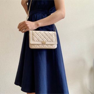 シャネル(CHANEL)のCHANEL シャネル　ボーイシャネル　チェーンウォレット　マトラッセ　ホワイト(ショルダーバッグ)