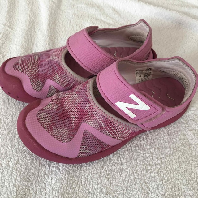 New Balance - ニューバランス キッズ サンダル 19cm ピンク 女の子 水陸両用 の通販 by スプリングスノーshop|ニューバランス ならラクマ
