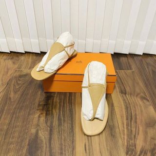 エルメス トングサンダルの通販 24点 | Hermesを買うならラクマ