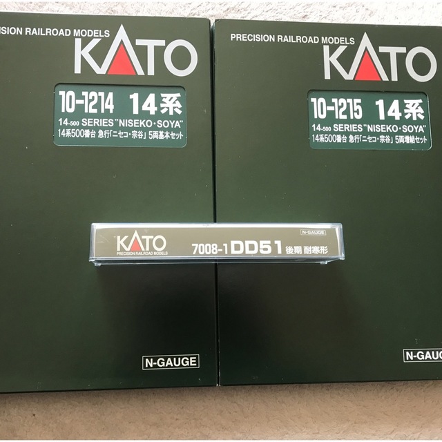 KATO　DD51後期耐寒＋ 14系急行「ニセコ」機関車・基本・増結フルセット