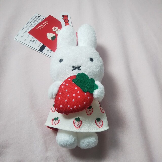 miffy ミッフィー いちご マスコット チェーンの通販 by ruru's shop