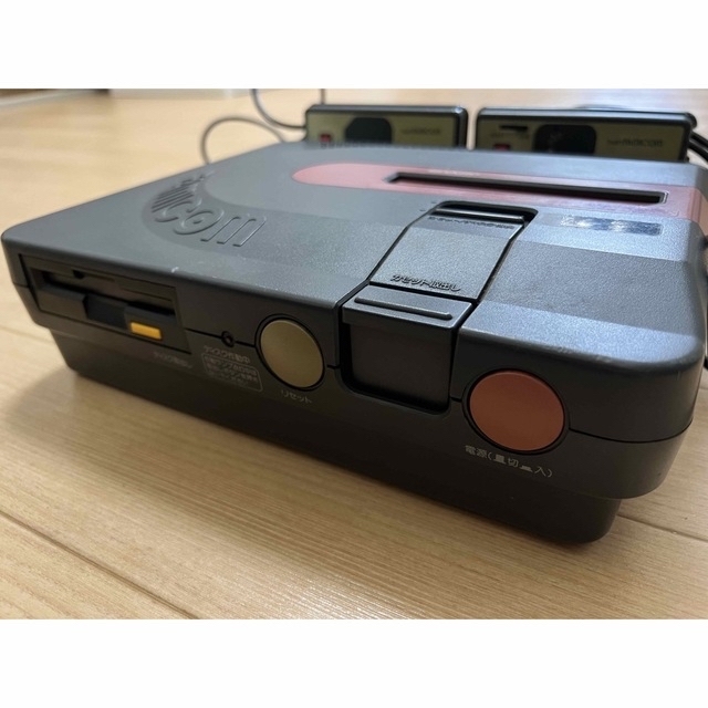 ファミリーコンピュータ(ファミリーコンピュータ)のツインファミコンカセットセット【半ジャンク品】 エンタメ/ホビーのゲームソフト/ゲーム機本体(家庭用ゲーム機本体)の商品写真