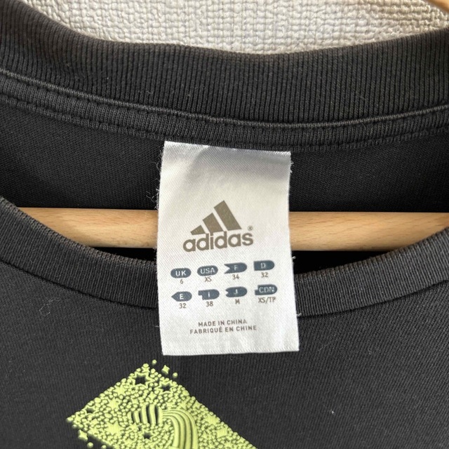 adidas(アディダス)の《USED》adidas Tシャツ レディースのトップス(Tシャツ(半袖/袖なし))の商品写真