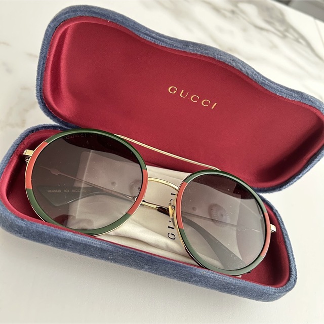 GUCCI ブラック ラウンド サングラス