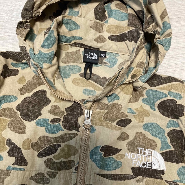 THE NORTH FACE(ザノースフェイス)のノースフェイス90コンパクトジャケット キッズ/ベビー/マタニティのキッズ服男の子用(90cm~)(ジャケット/上着)の商品写真