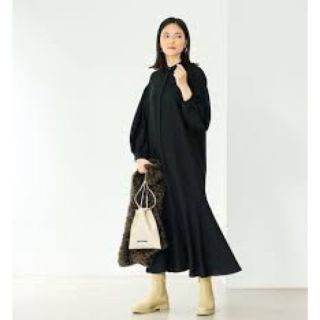 ユナイテッドアローズグリーンレーベルリラクシング(UNITED ARROWS green label relaxing)の【矢野未希子さん着用】マーメイド バンドカラー シャツ ワンピース(ロングワンピース/マキシワンピース)