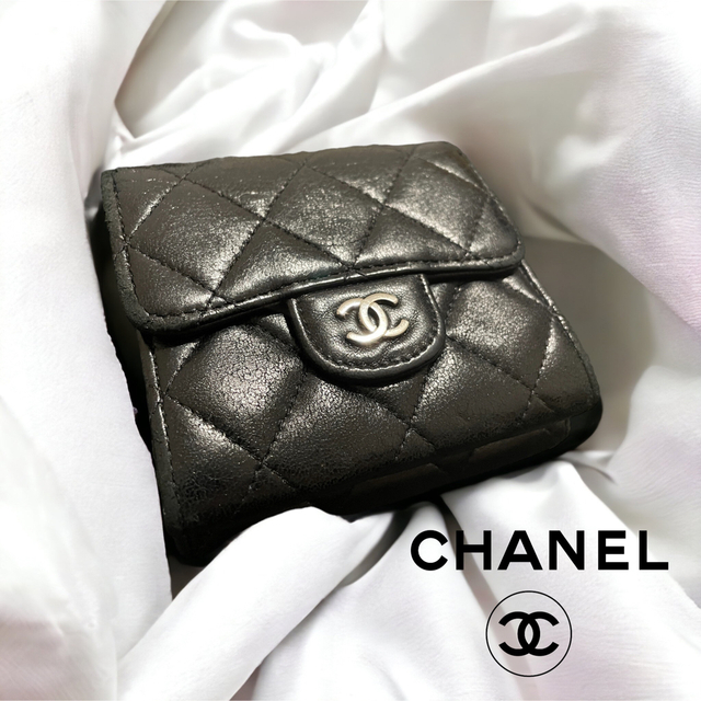極美品】CHANEL マトラッセ Wホック3つ折り財布 黒赤 ココマーク正規品-