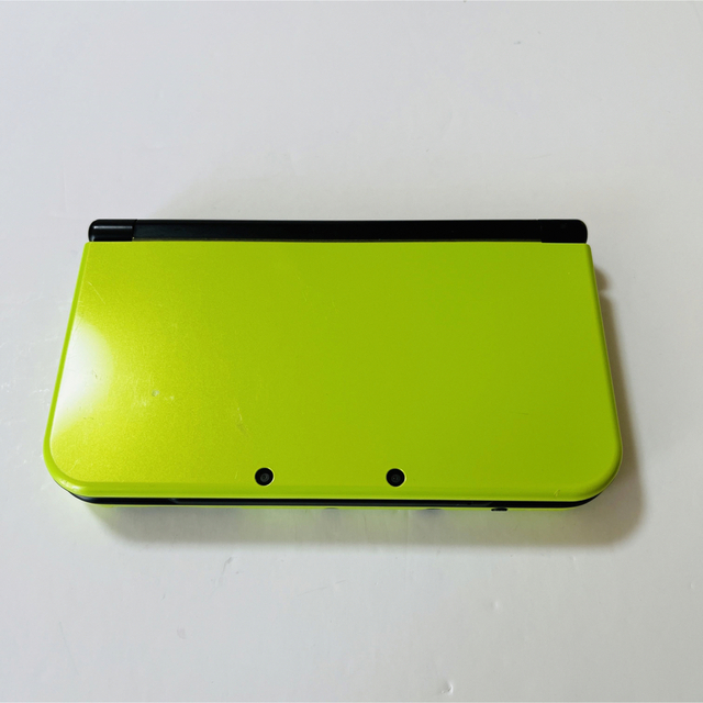 美品NEW Nintendo 3DS 本体 LL ライム/ブラック 【クーポン対象外