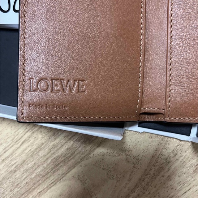 LOEWE ロエベ 財布 アナグラムトライフォールドウォレット 正規店