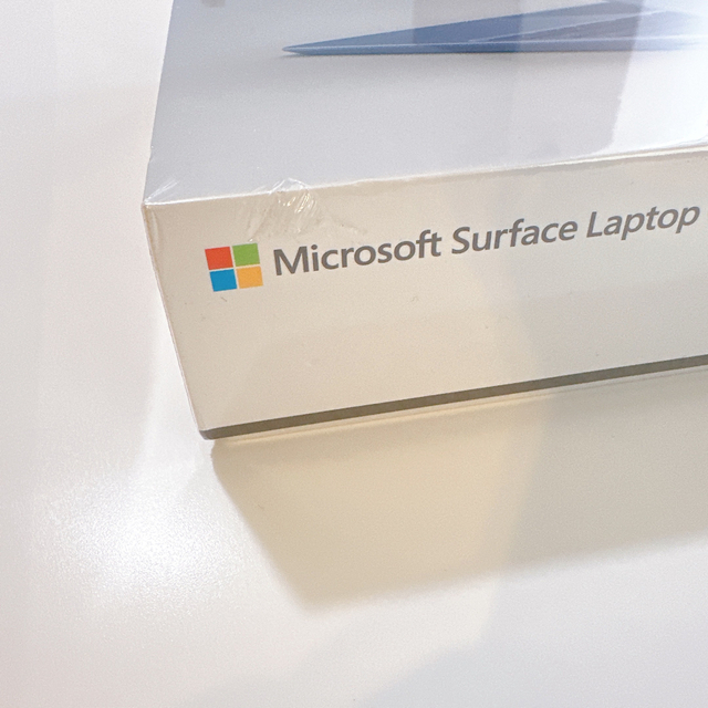 値下げ☆ マイクロソフト Surface LaptopGo 2 8QF00018