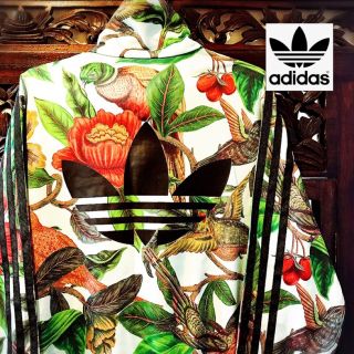 アディダス(adidas)のアディダス ファーム コラボ鳥 花柄 ジャージ ブルゾン ジャケット パーカー(ブルゾン)