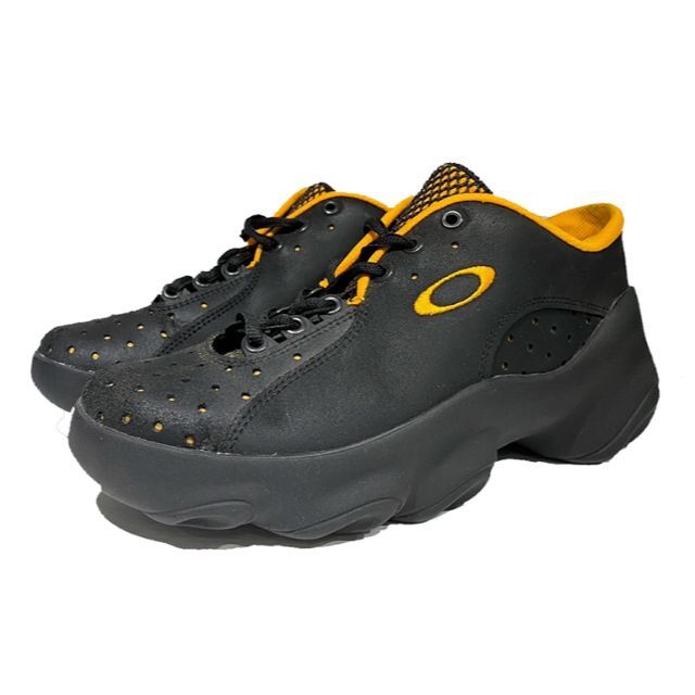 OAKLEY Y2K SHOES SIZE 8