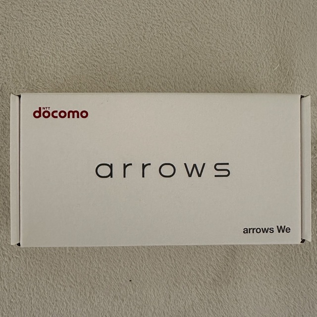 arrows(アローズ)のFUJITSU arrows We F-51B パープル スマホ/家電/カメラのスマートフォン/携帯電話(スマートフォン本体)の商品写真