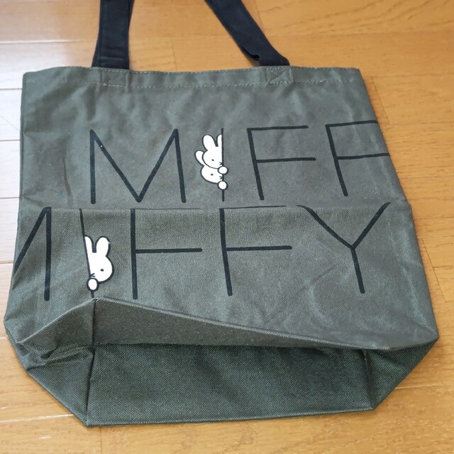 miffy(ミッフィー)のフジパン❇️ミッフィー❇️miffy❇️エコバック❇️縦型❇️トートバッグ 書類 レディースのバッグ(トートバッグ)の商品写真