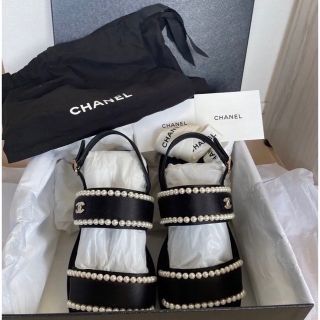 シャネル(CHANEL)の美品！超レア！シャネル　パール付き　サンダル　36C(サンダル)