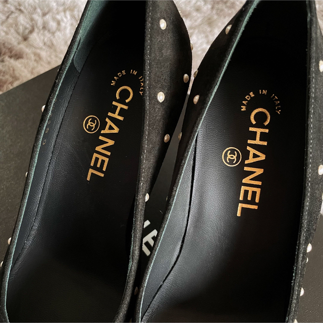 CHANEL(シャネル)のCHANEL♡シャネル♡パールパンプス レディースの靴/シューズ(ハイヒール/パンプス)の商品写真