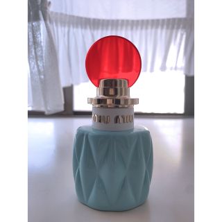 ミュウミュウ(miumiu)のMIUMIU オードパルファム 30ml(香水(女性用))