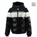 【WHITE】MONCLER ダウンジャケット