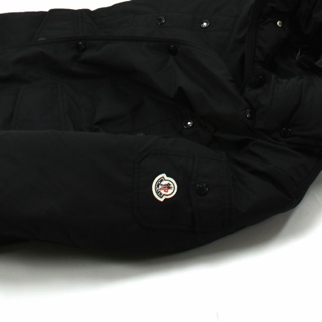 MONCLER(モンクレール)の【BLACK】MONCLER ダウンコート レディースのジャケット/アウター(ダウンジャケット)の商品写真