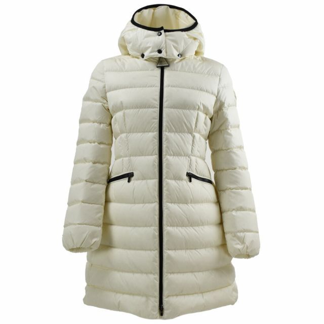 MONCLER(モンクレール)の【WHITE】MONCLER ダウンコート レディースのジャケット/アウター(ダウンジャケット)の商品写真