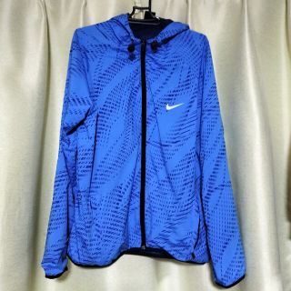 ナイキ(NIKE)のウインドブレーカー(その他)