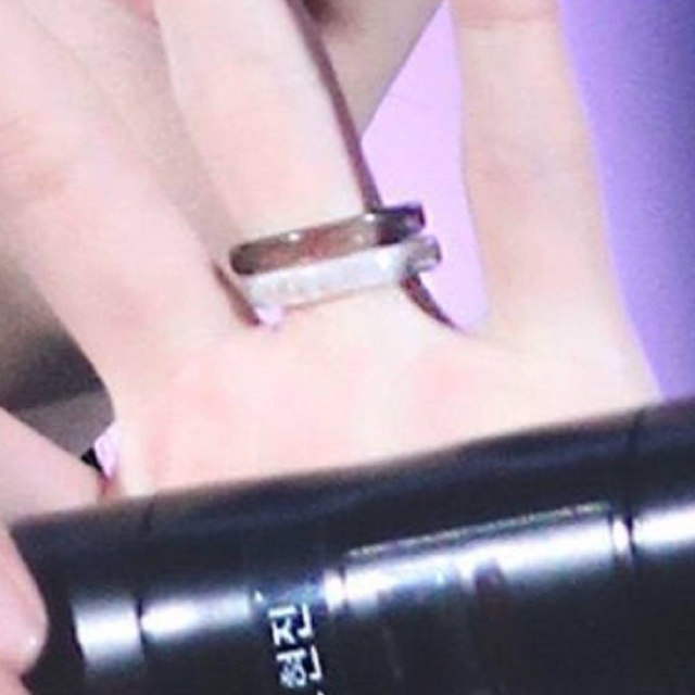 ホマイカリング 指輪 韓国アイドル K-POP アクリル 2個SET マーブル レディースのアクセサリー(リング(指輪))の商品写真