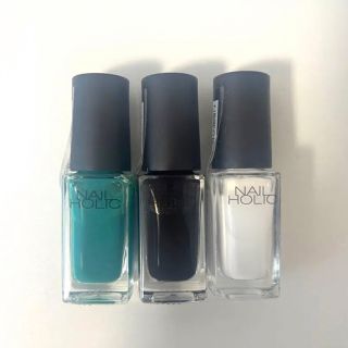 ネイルホリック(NAIL HOLIC)のNAIL HOLIC 3色セット⭐︎未開封⭐︎(マニキュア)