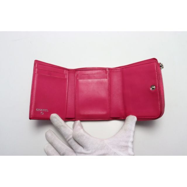 シャネル キャビアスキン マトラッセ 3つ折り財布□03mp02217399