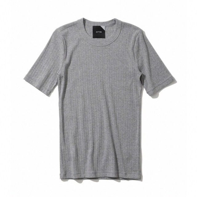 ATON(エイトン)のエイトン　SUPIMA WIDE RIB   クルーネックTシャツ　グレー レディースのトップス(Tシャツ(半袖/袖なし))の商品写真