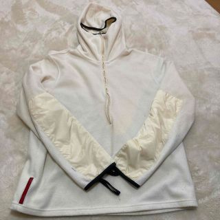 プラダ フリースの通販 100点以上 | PRADAを買うならラクマ プラダ フリースの通販 100点以上 | PRADAを買うならラクマ