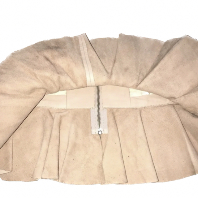 Chesty(チェスティ)のchesty 定価51840円 レザーペプラムジャケット レディースのジャケット/アウター(ノーカラージャケット)の商品写真