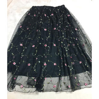 シマムラ(しまむら)の【karan❤︎様 専用】小花刺繍 スカート  ブラックM(ロングスカート)