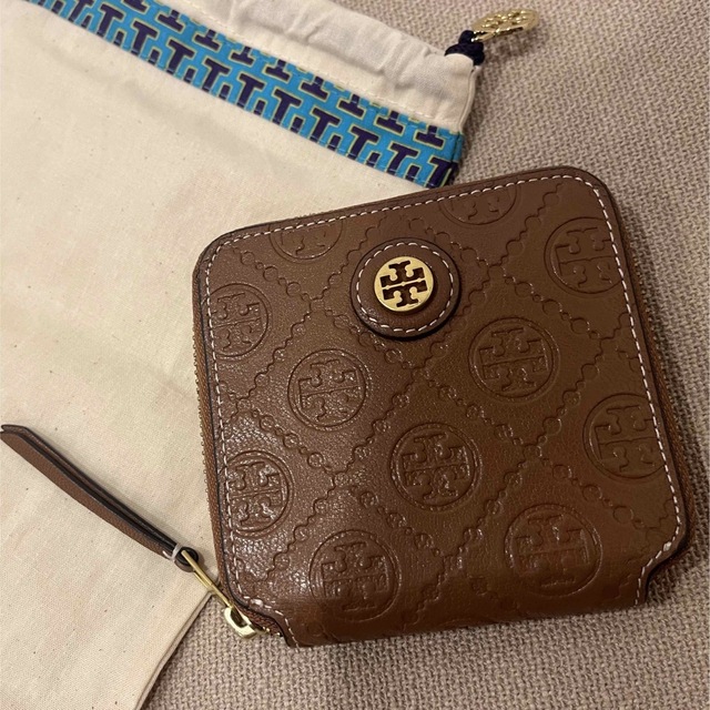 Tory Burch(トリーバーチ)のトリーバーチ　Tモノグラム　折りたたみ財布 レディースのファッション小物(財布)の商品写真