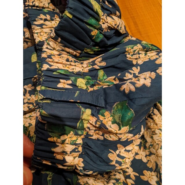 LIBERTY.(リバティ)のリバティ花柄生地のボリュームギャザースカート レディースのスカート(ひざ丈スカート)の商品写真