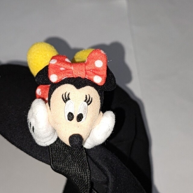 Disney(ディズニー)のディズニー❇️リゾート❇️ランド❇️シー❇️ミニー❇️ヌイバ付き帽子(キャップ) エンタメ/ホビーのおもちゃ/ぬいぐるみ(キャラクターグッズ)の商品写真