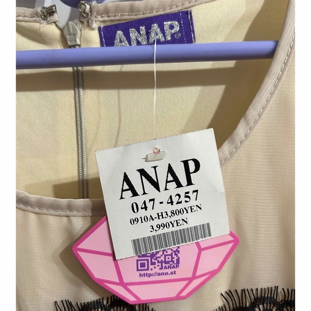 ANAP(アナップ)の匿名発送込　ANAP ワンピース　ドレス　レース　バイカラー　ベージュ　ブラック レディースのワンピース(ミニワンピース)の商品写真