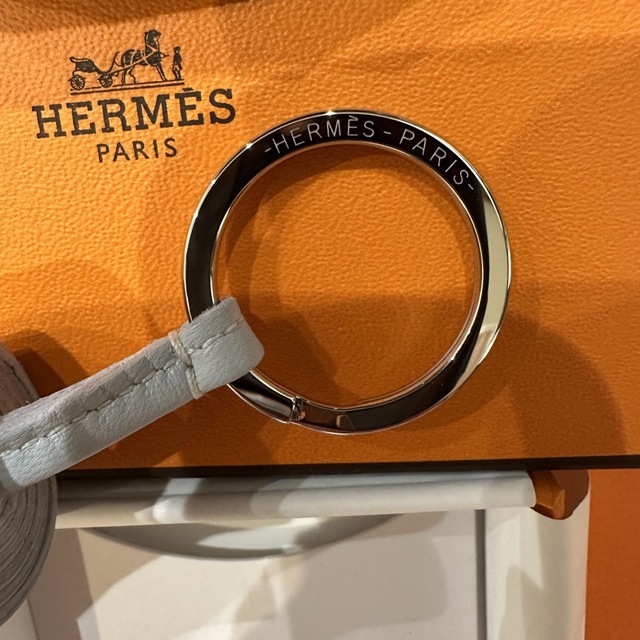 新品未使用 レア HERMES エルメス カルメン キーホルダー