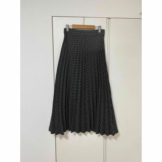 ザラ(ZARA)のzara ドットスカート(ロングスカート)