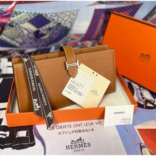 エルメス(Hermes)の【正規品】HERMES ほぼ未使用 ✨エルメス 『べアン』スフレ 人気色 長財布(財布)