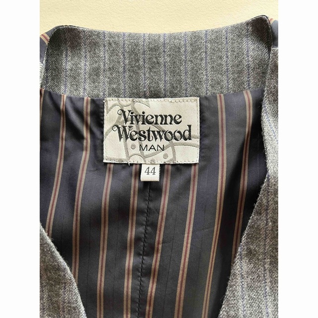 Vivienne Westwood(ヴィヴィアンウエストウッド)のヴィヴィアンウエストウッドメン　ベスト メンズのトップス(ベスト)の商品写真